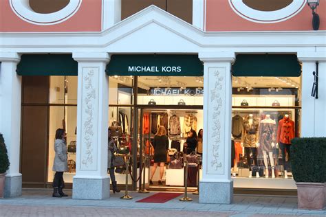 michael kors reggia outlet caserta